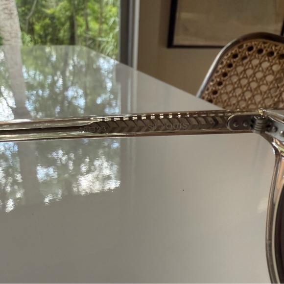 Krewe St. Louis sunglasses in clear and silver - Picture 4 of 6